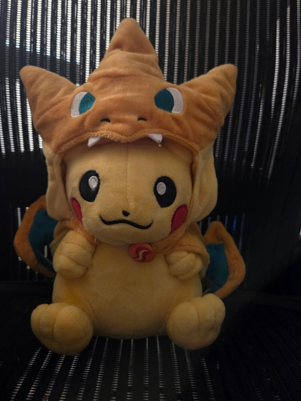 Pikachu Halloween Plush - Charizard Costume (Mega Charizard Y)